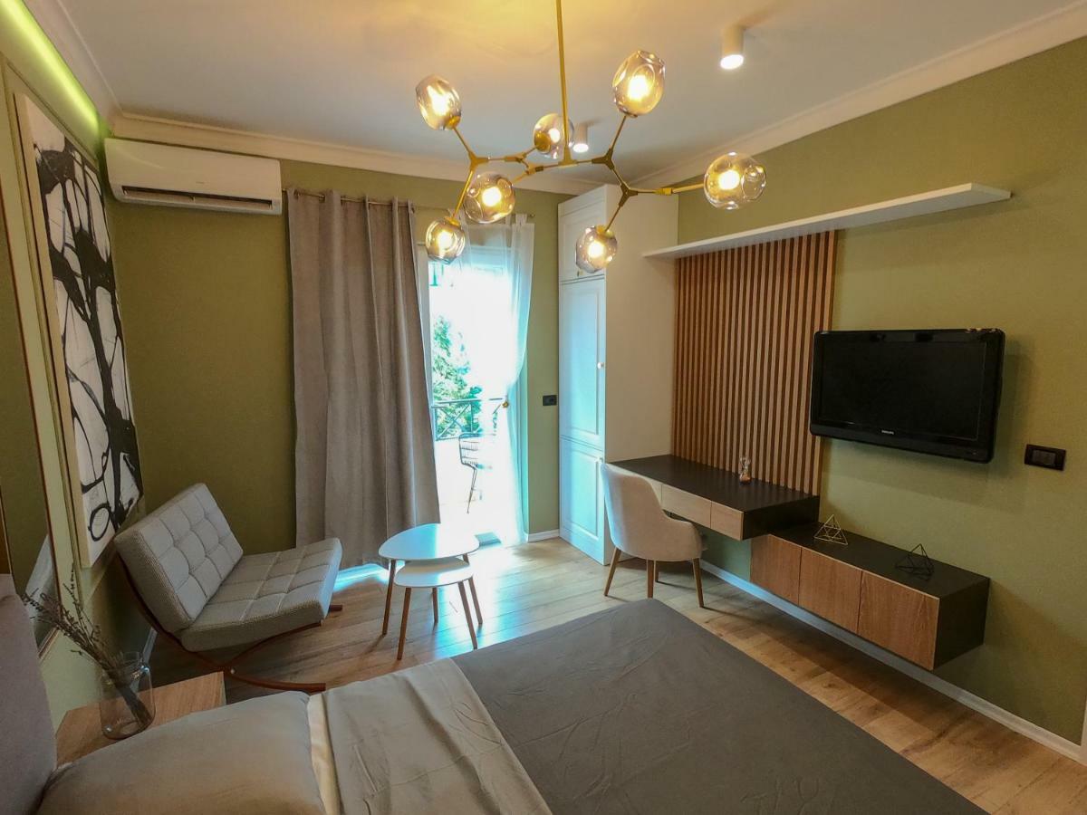 Roza'S Studio Tirana Center Екстер'єр фото