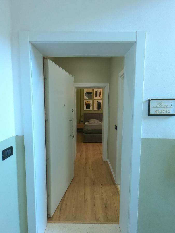 Roza'S Studio Tirana Center Екстер'єр фото